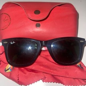 Ray Ban Wayfarer Black/Colors Limited Edition Sunglasses